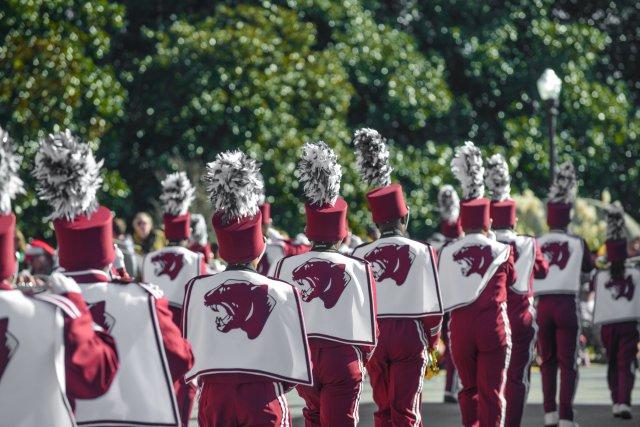 DominionChristmasParade2015